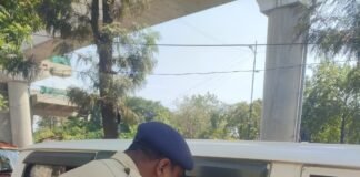 कलेक्टर आशीष सिंह के निर्देश पर आरटीओ इंदौर ने की स्कूली वाहनों पर कार्रवाई