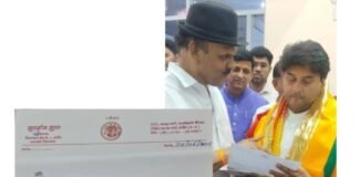 पूर्व विधायक सुदर्शन गुप्ता ने संचार मंत्री सिंधिया को सौंपा ज्ञापन