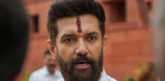 बिहार चुनाव में महागठबंधन में मचा सिर फुटव्वल, चिराग पासवान ने क्या कहा इसपर? बिहार चुनाव में महागठबंधन में मचा सिर फुटव्वल, चिराग पासवान ने क्या कहा इसपर?