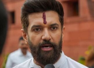 SIR पर चिराग पासवान का कांग्रेस से सवाल, बोले- SIR में गड़बड़ी थी तो प्रियंका गांधी कैसे जीतीं? SIR पर चिराग पासवान का कांग्रेस से सवाल