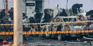 Delhi Blast Case Update: संदिग्धों के पास थी एक और कार, पुलिस ने लाल ईकोस्पोर्ट की तलाश में पांच टीमें लगाईं Delhi Blast Case Update