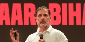 राहुल गांधी का नया बयान: वोट चोरी के सबूत दिखाते रहेंगे, बोले – मोदी और चुनाव आयोग की मिलीभगत से हुई वोट चोरी राहुल गांधी