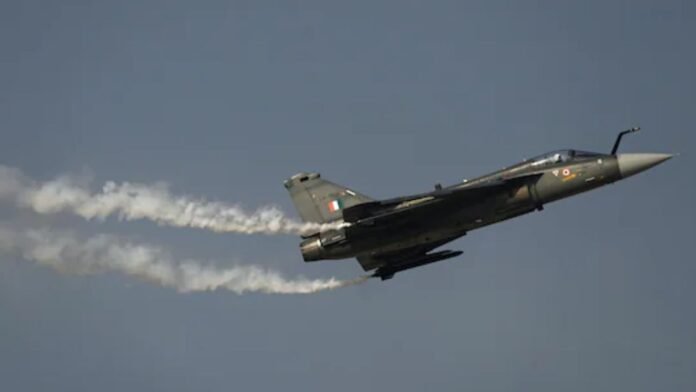 तेजस फाइटर जेट तेजस फाइटर जेट