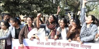 NEET छात्रा हत्याकांड: बिहार सरकार ने CBI जांच का किया सिफारिश, 17 दिन में पुलिस को नहीं मिला सुराग NEET छात्रा हत्याकांड