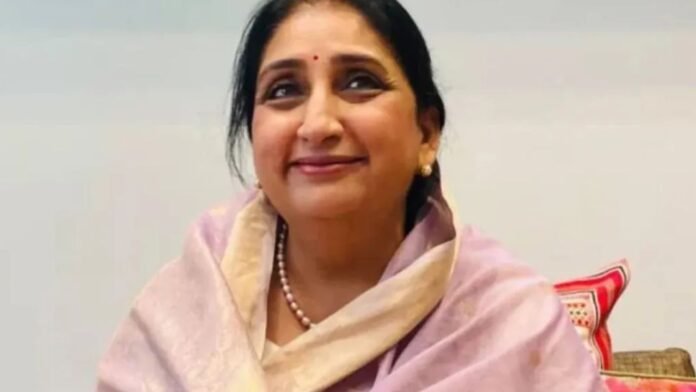 Sunetra Pawar सुनेत्रा पवार बनीं महाराष्ट्र की पहली महिला डिप्टी सीएम