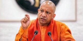 ग्रामीण विकास के लिए योगी सरकार का नया अभियान, यूपी को गरीबी मुक्त बनाने की तैयारी यूपी ग्रामीण विकास