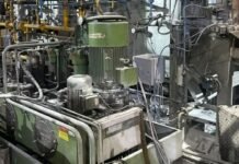 ग्वालियर रेलवे फैक्ट्री में बड़ा हादसा, गैस लीक से आग लगने पर पांच झुलसे, तीन की हालत गंभीर रेलवे स्प्रिंग फैक्ट्री में हादसा