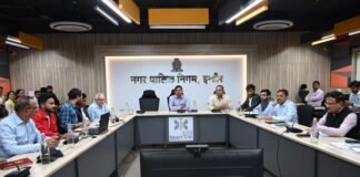 दूषित पानी की शिकायत पर बड़ी कार्रवाई, आयुक्त सख्त, उपयंत्री का वेतन काटने के आदेश दूषित पानी की शिकायत पर बड़ी कार्रवाई