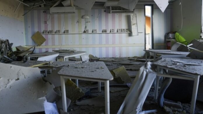 Iran Girl School Attach ईरान: मीनाब में मासूम बच्चियों के स्कूल पर मिसाइल हमला