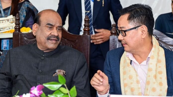 बजट सत्र में बढ़ा टकराव