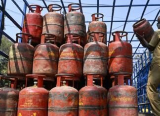 LPG Gas Booking Rule: LPG सिलेंडर बुकिंग नियम में बदलाव, अब इतने दिन बाद ही कर सकेंगे अगली बुकिंग LPG Gas Booking Rule