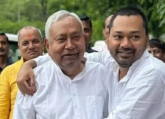 बिहार की राजनीति में बड़ा मोड़, सीएम पद छोड़ने के संकेत के बाद नए मुख्यमंत्री पर मंथन, पप्पू यादव ने खास अपील बिहार की राजनीति में बड़ा मोड़