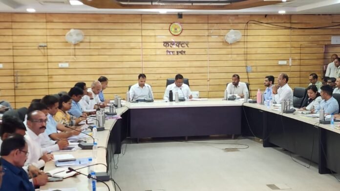 Shivam Verma Meeting 1 कलेक्टर शिवम वर्मा