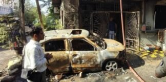 Indore Fire: इंदौर हादसे में किशनगंज के परिवार पर टूटा कहर, एक साथ 6 लोगों की मौत Indore Fire