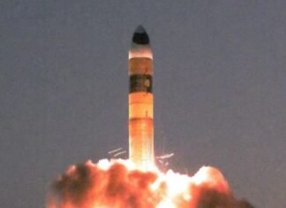 DRDO ने किया आधुनिक अग्नि-5 मिसाइल का सफल परीक्षण, कई टारगेट पर एक साथ हमला संभव अग्नि-5 मिसाइल