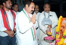पूर्व विधायक अश्विन जोशी को कांग्रेस नेताओं ने दी भावभीनी श्रद्धांजलि, नेताओं और कार्यकर्ताओं ने अश्विन जोशी को किया नमन पूर्व विधायक अश्विन जोशी