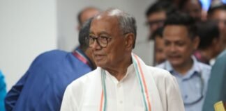 भोजशाला फैसले पर दिग्विजय सिंह ने उठाए सवाल, बोले- ASI को मंदिर के प्रमाण नहीं मिले, बयान पर VHP का पलटवार भोजशाला पर दिग्विजय सिंह