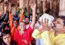 Bhojshala News: धार भोजशाला में अचानक प्रकट हुई वाग्देवी की प्रतिमा, ASI और पुलिस जांच में जुटी Bhojshala News