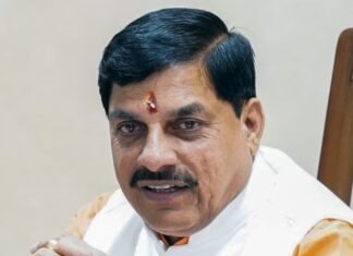 MP के 1.25 लाख संविदा कर्मचारियों को बड़ा तोहफा, वेतन में सालाना बढ़ोतरी को मंजूरी MP के संविदा कर्मचारी पर Mohan Yadav मेहरबान