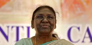 राष्ट्रपति द्रौपदी मुर्मू को भाया अनोखा गुलदस्ता, विधायक को लौटाकर कही दिल छू लेने वाली बात राष्ट्रपति द्रौपदी मुर्मू