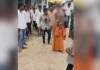 MP News: उज्जैन में महिला के साथ अमानवीय व्यवहार, बाल काटे, कपड़े फाड़े और जूतों की माला पहनाकर निकाला जुलूस उज्जैन में महिला के साथ अमानवीय व्यवहार