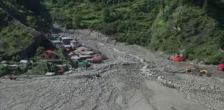Uttarakhand Weather Update: उत्तराखंड में बारिश का कहर जारी, रेड अलर्ट के बीच 9 जिलों में स्कूल बंद Uttarakhand Weather Update
