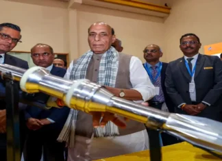 मिसाइल उत्पादन में आत्मनिर्भर बनेगा भारत? DRDO की सभी पारंपरिक मिसाइल तकनीक के ट्रांसफर को मंजूरी मिसाइल उत्पादन में आत्मनिर्भर बनेगा भारत