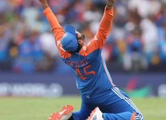 Rohit Sharma Celebration: गुवाहाटी वनडे में 101 रन के बाद क्यों उछले रोहित शर्मा? Rohit Sharma Celebration: गुवाहाटी वनडे में 101 रन के बाद क्यों उछले रोहित शर्मा?